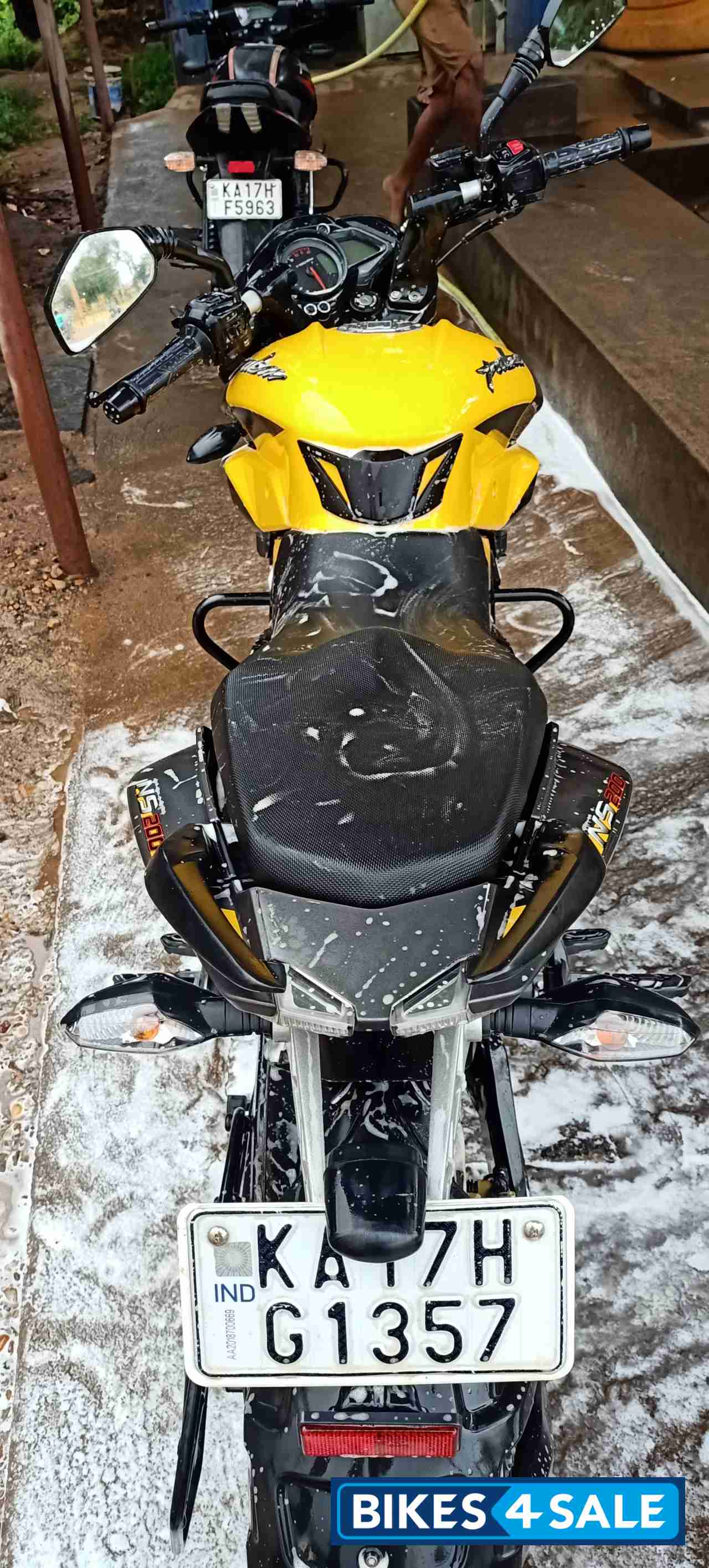 Bajaj Pulsar NS 200 BS6