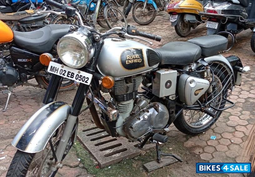Silver Black Royal Enfield Classic 500