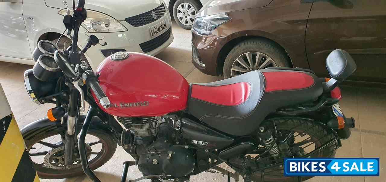 Red Royal Enfield Thunderbird X 350