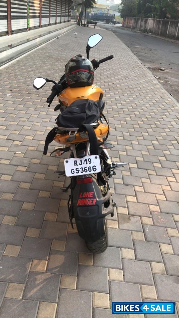 Bajaj Pulsar 200 NS