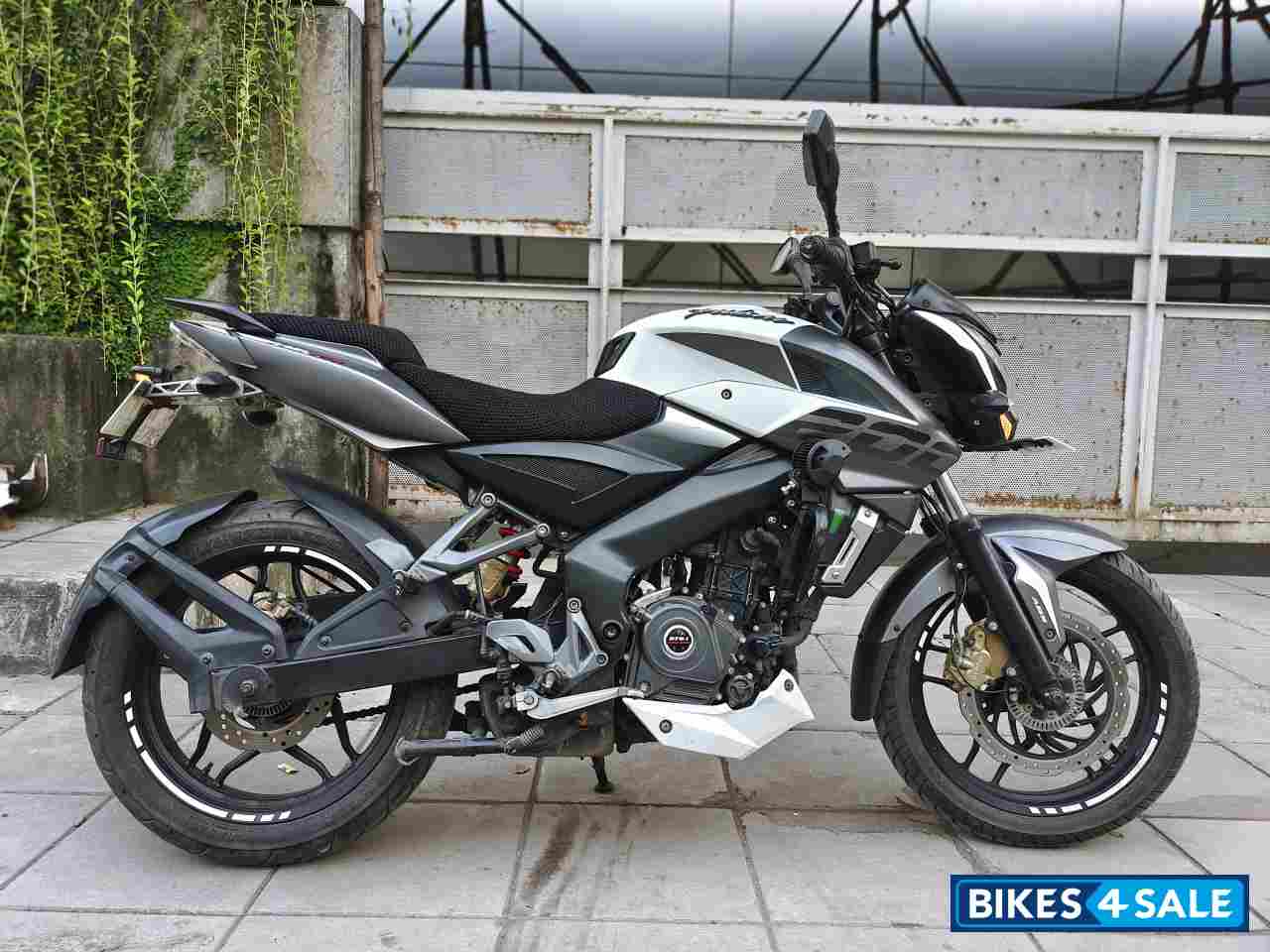 White & Gray Bajaj Pulsar 200 NS ABS