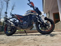 White KTM Duke 250