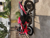 Bajaj Pulsar RS 200 ABS