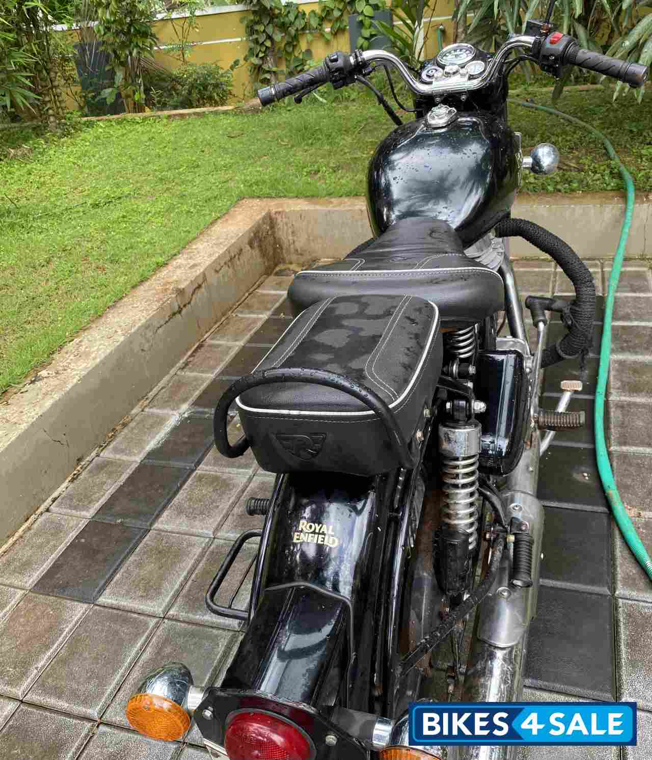 Royal Enfield Classic 350 Royal Enfield Classic 350