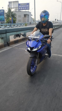 Yamaha YZF R15 V3