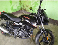 Black Bajaj Pulsar 125 Neon BS6