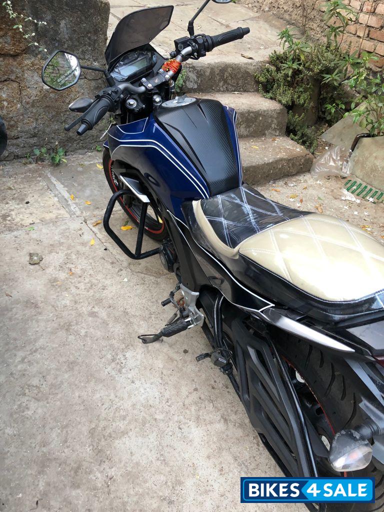 Honda CB Hornet 160R