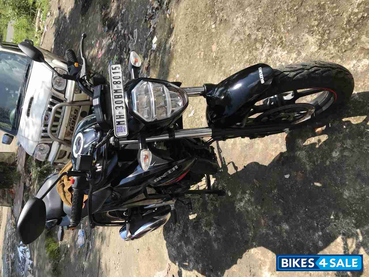 Black Suzuki Gixxer BS6