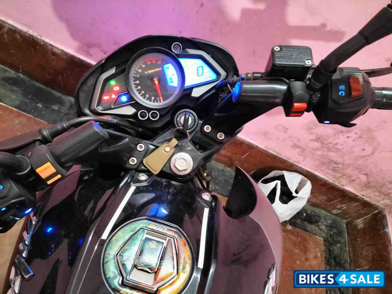 Bajaj Pulsar 200 NS