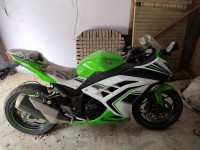 Kawasaki Ninja 300R