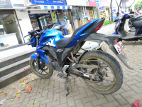 Metallic Blue Suzuki Gixxer 150