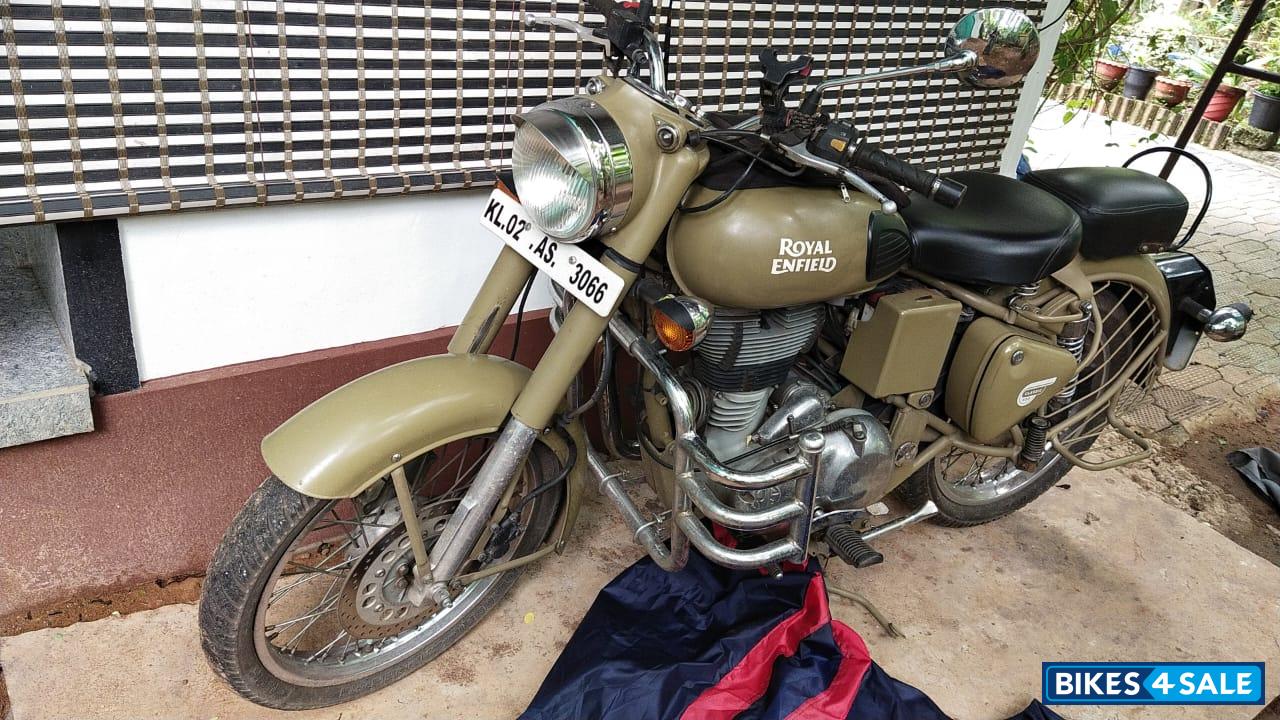 Desert Royal Enfield Classic Desert Storm
