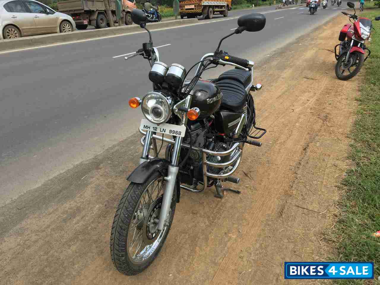 Lightning Grey Royal Enfield Thunderbird 500