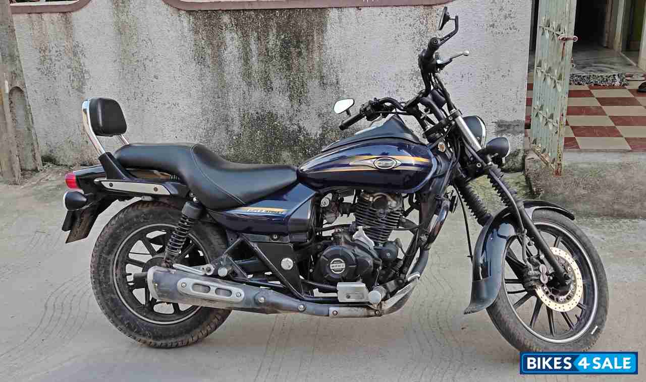 Bajaj Avenger Street 150