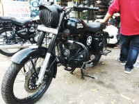 Royal Enfield Classic Stealth Black