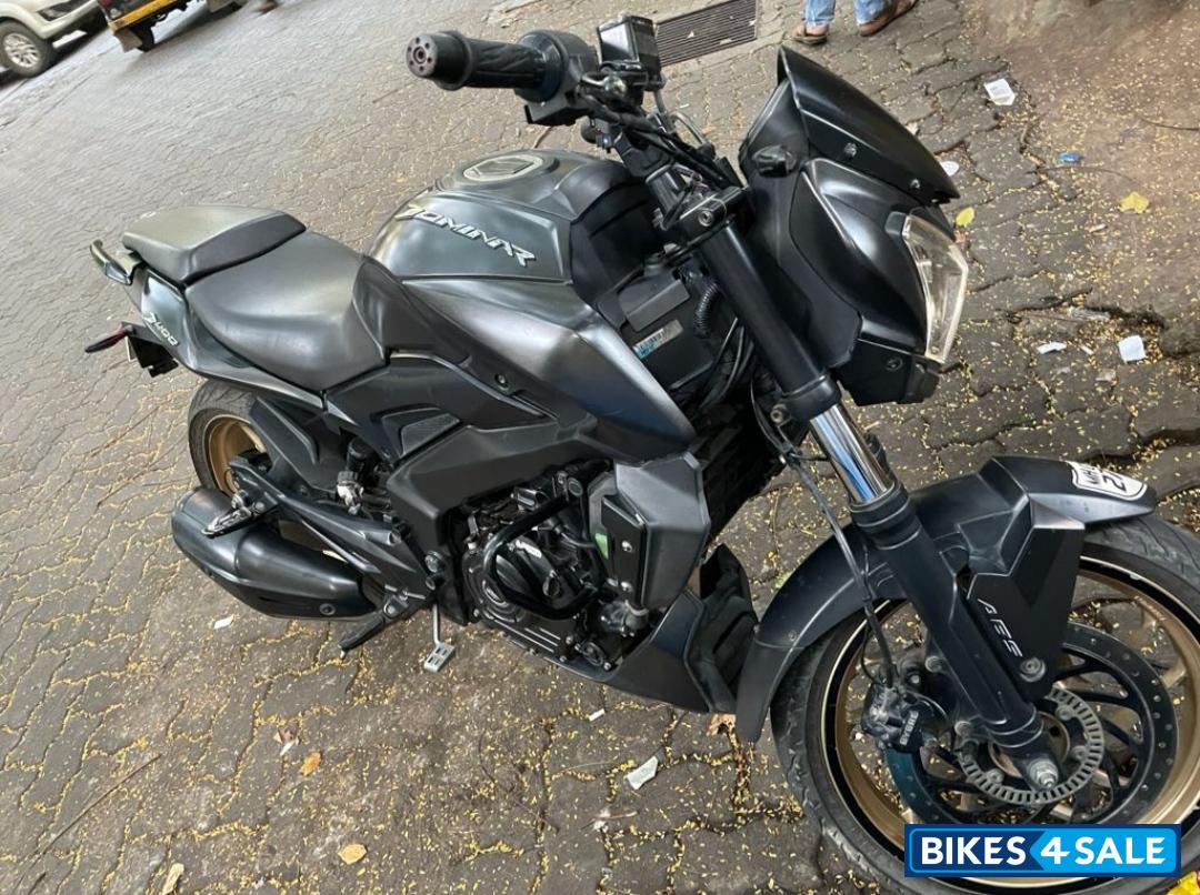 Rock Matte Black Bajaj Dominar 400 Disc