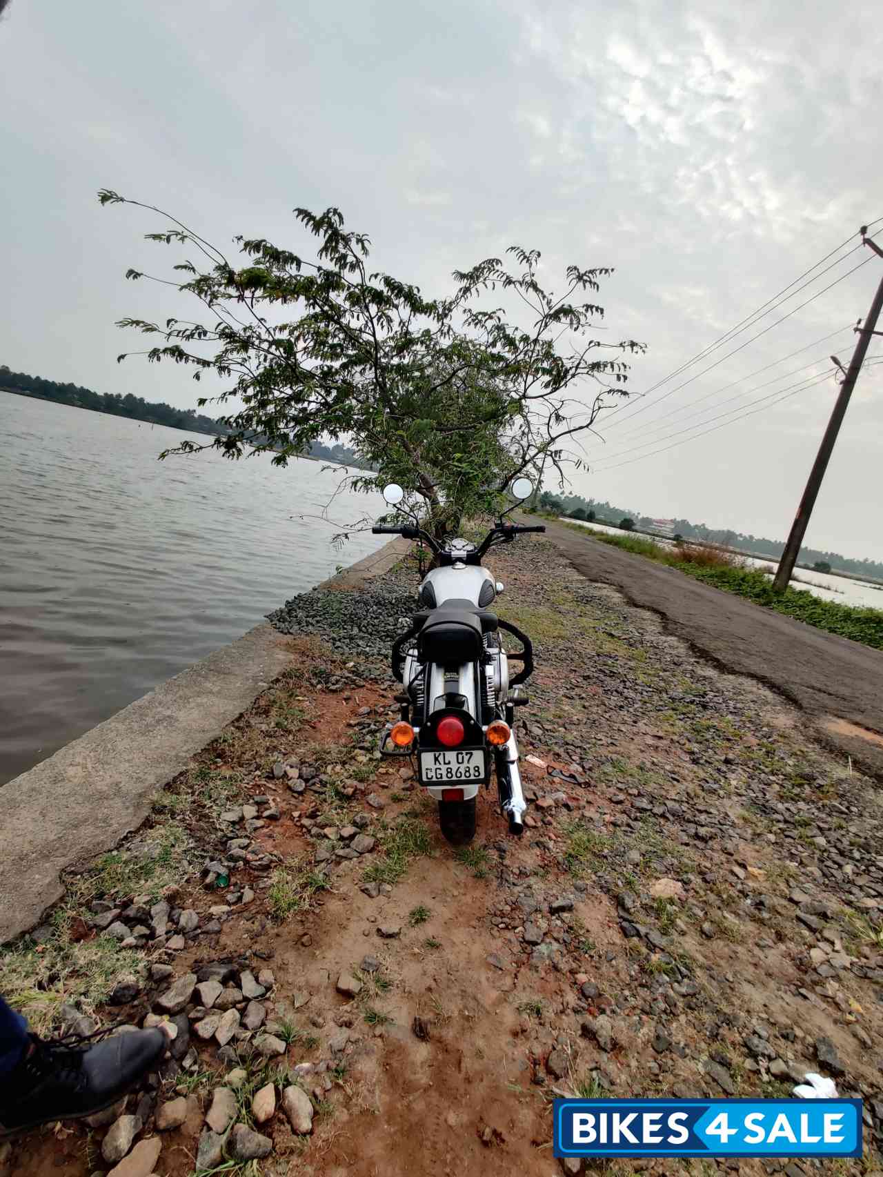 Royal Enfield Classic 500