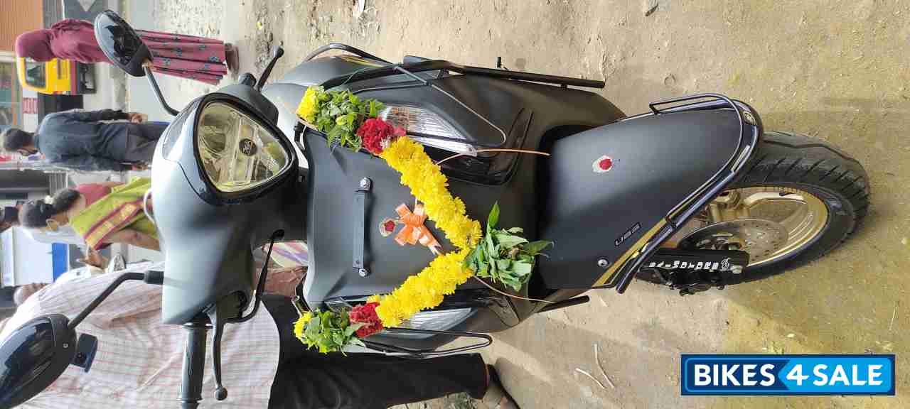 Matt Black Yamaha Fascino 125 Fi Hybrid