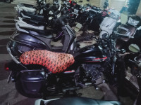 Black Bajaj Avenger Street 220