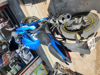 Blue Suzuki Gixxer SF