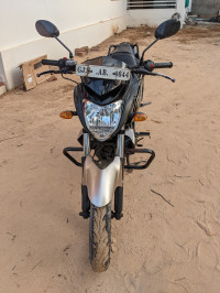 Black/golden Yamaha FZ-S