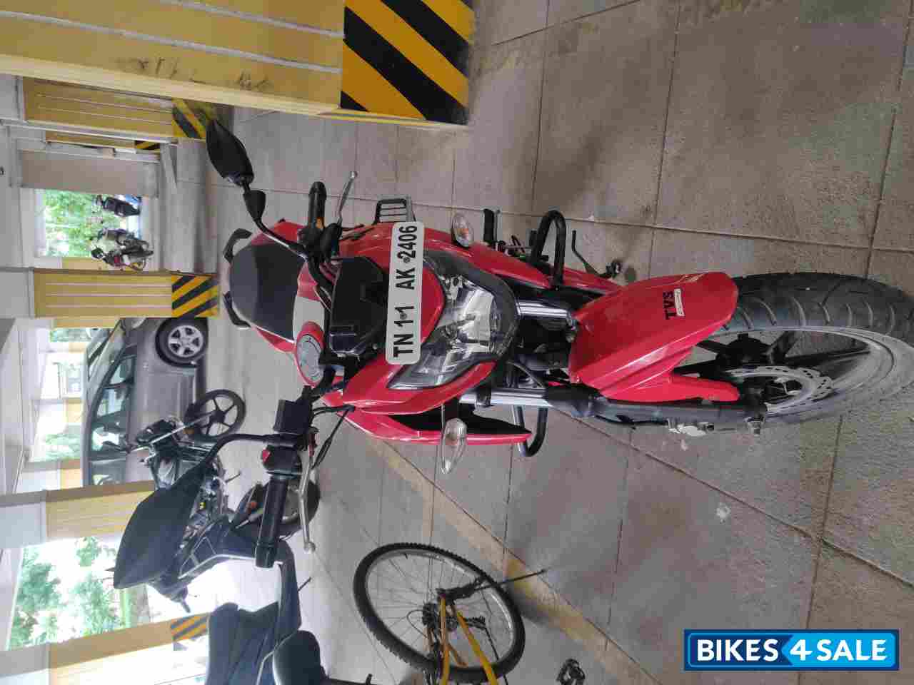 TVS Apache RTR 160 4V