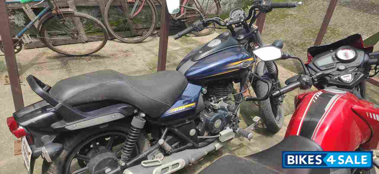 Bajaj Avenger Street 150