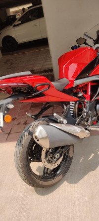 Red TVS Apache RR 310