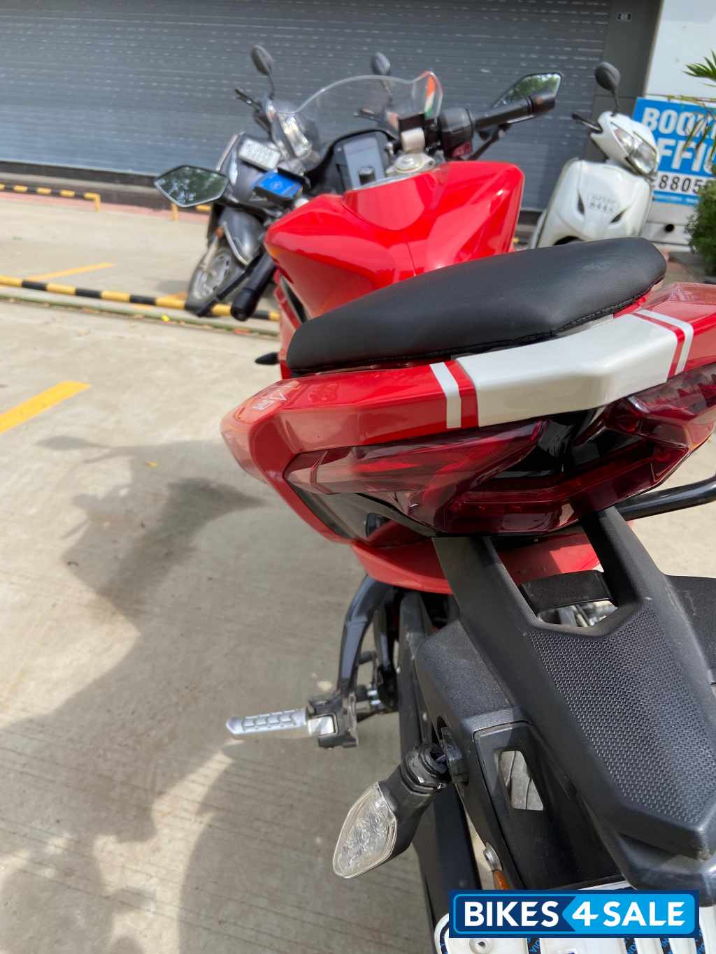Red TVS Apache RR 310