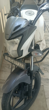 White Honda CB Trigger