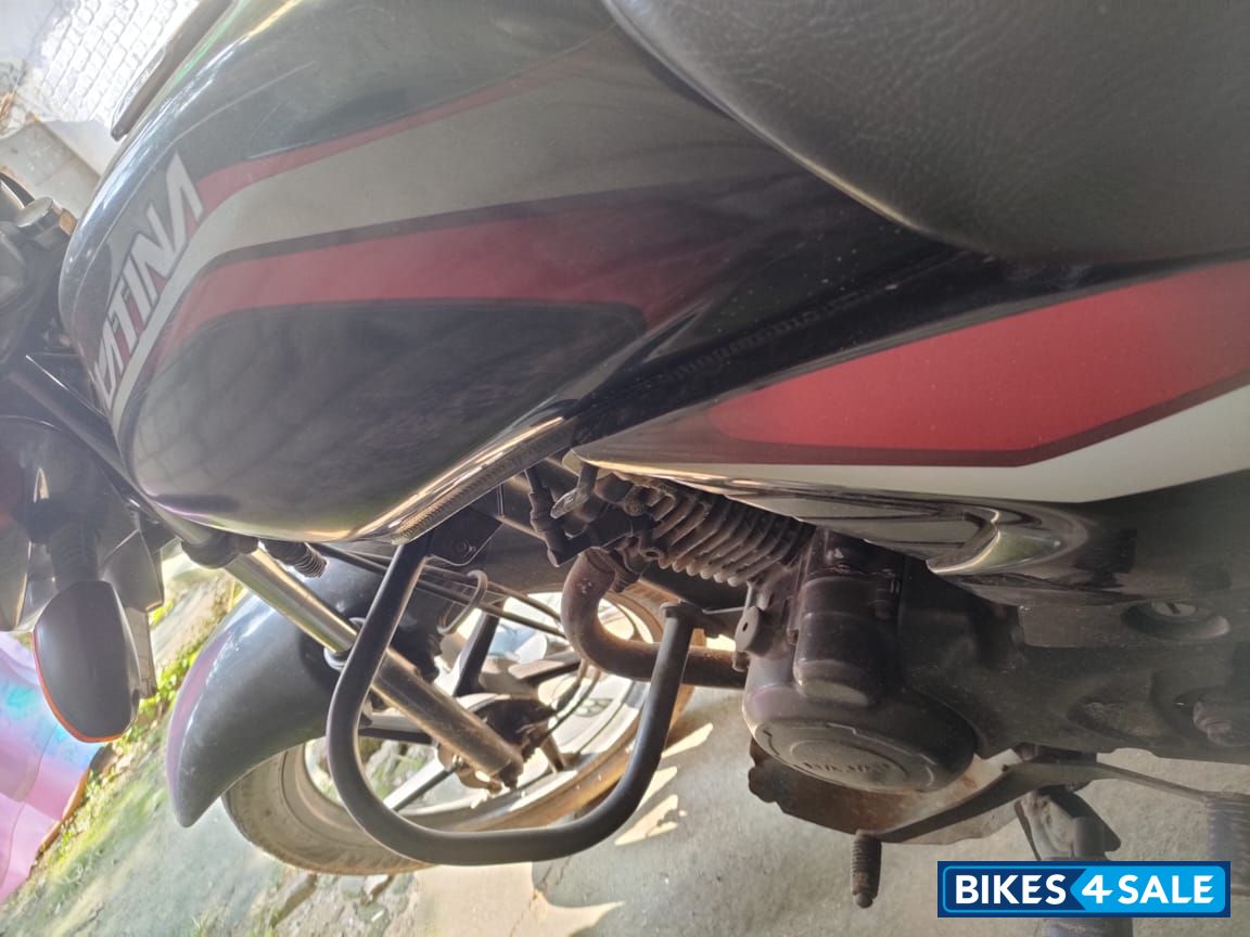 Bajaj Platina 125 DTS-Si