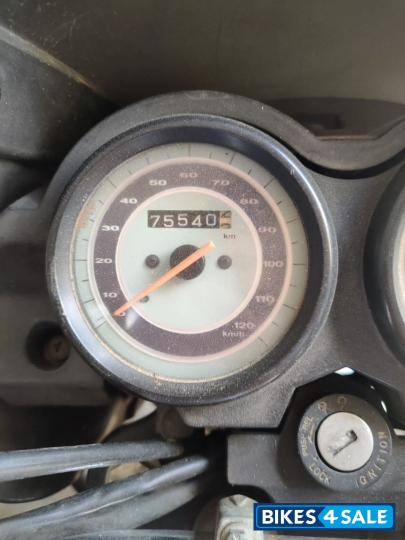 Bajaj Platina 125 DTS-Si