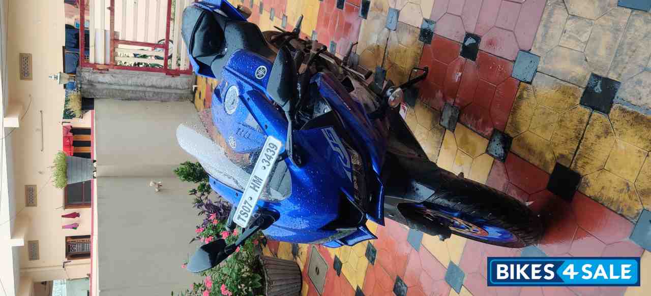 Yamaha YZF R15 V3 BS6