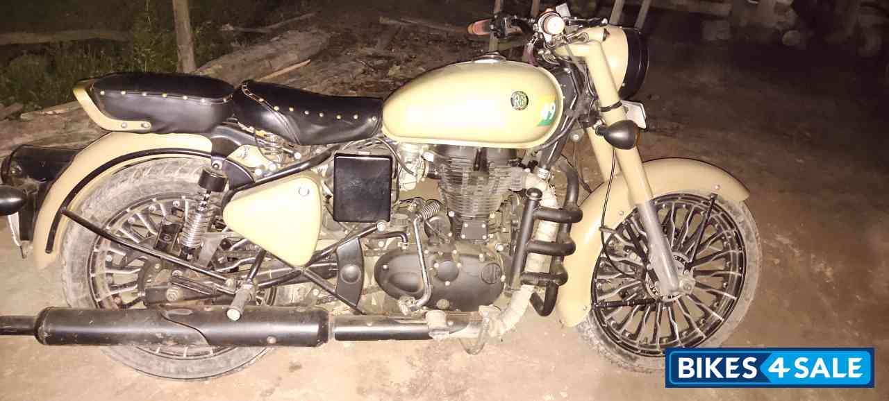 Khaki Royal Enfield Classic 350