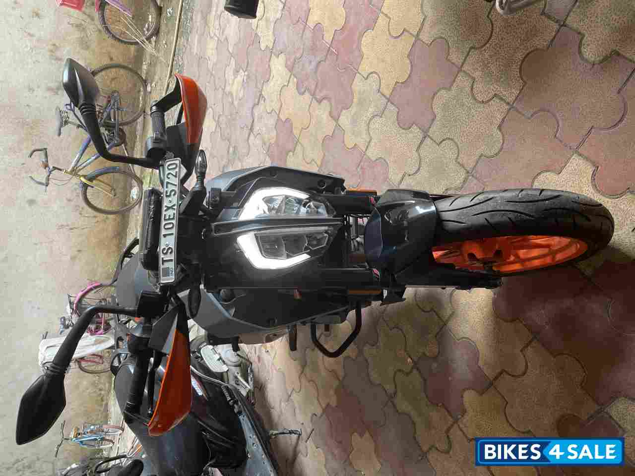 KTM Duke 390 BS6