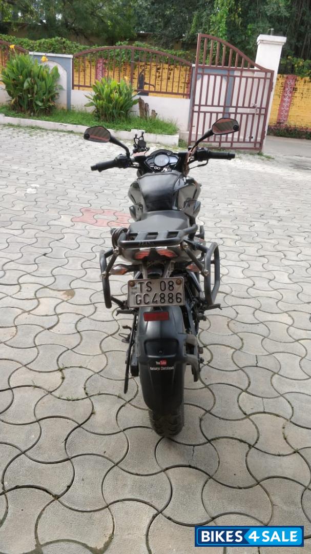 Bajaj Pulsar 200 NS ABS