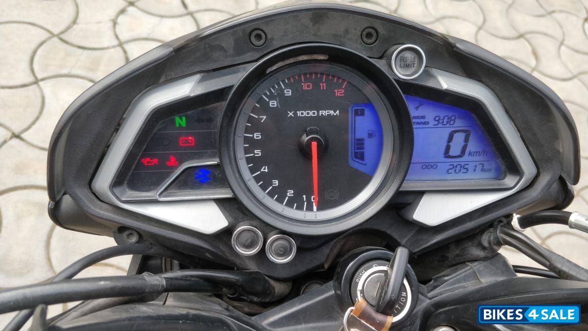 Bajaj Pulsar 200 NS ABS