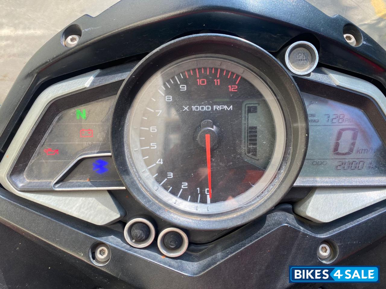 Red Bajaj Pulsar AS 150 Red Bajaj Pulsar AS 150