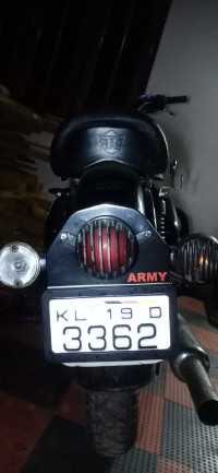 Black Royal Enfield Classic 350