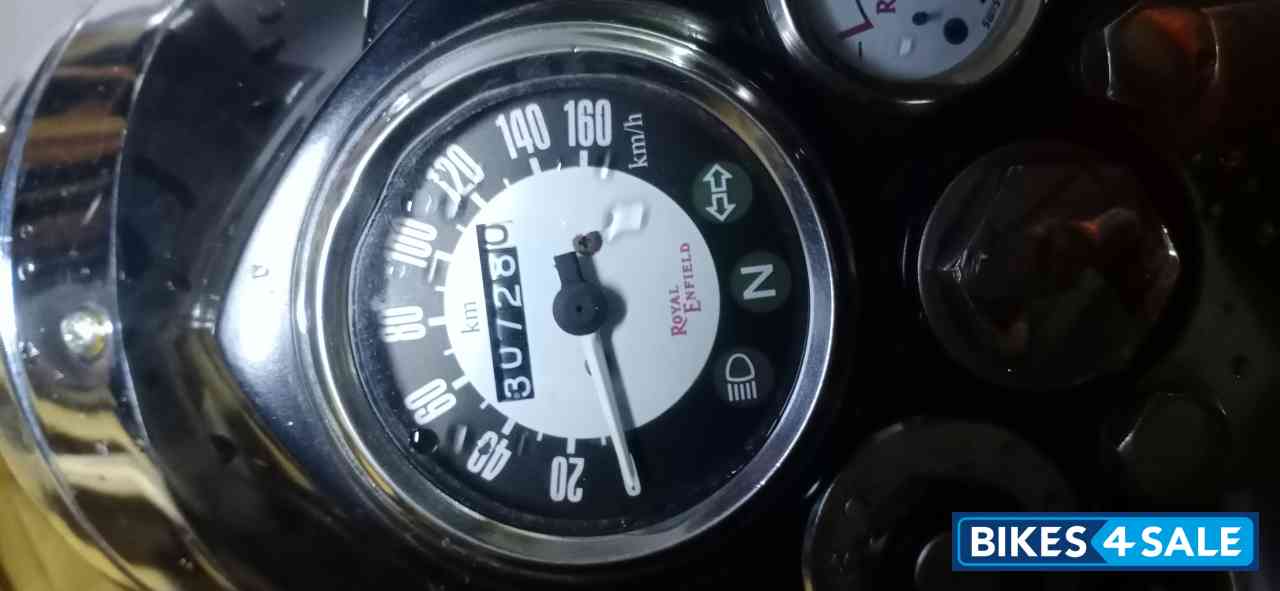 Black Royal Enfield Classic 350