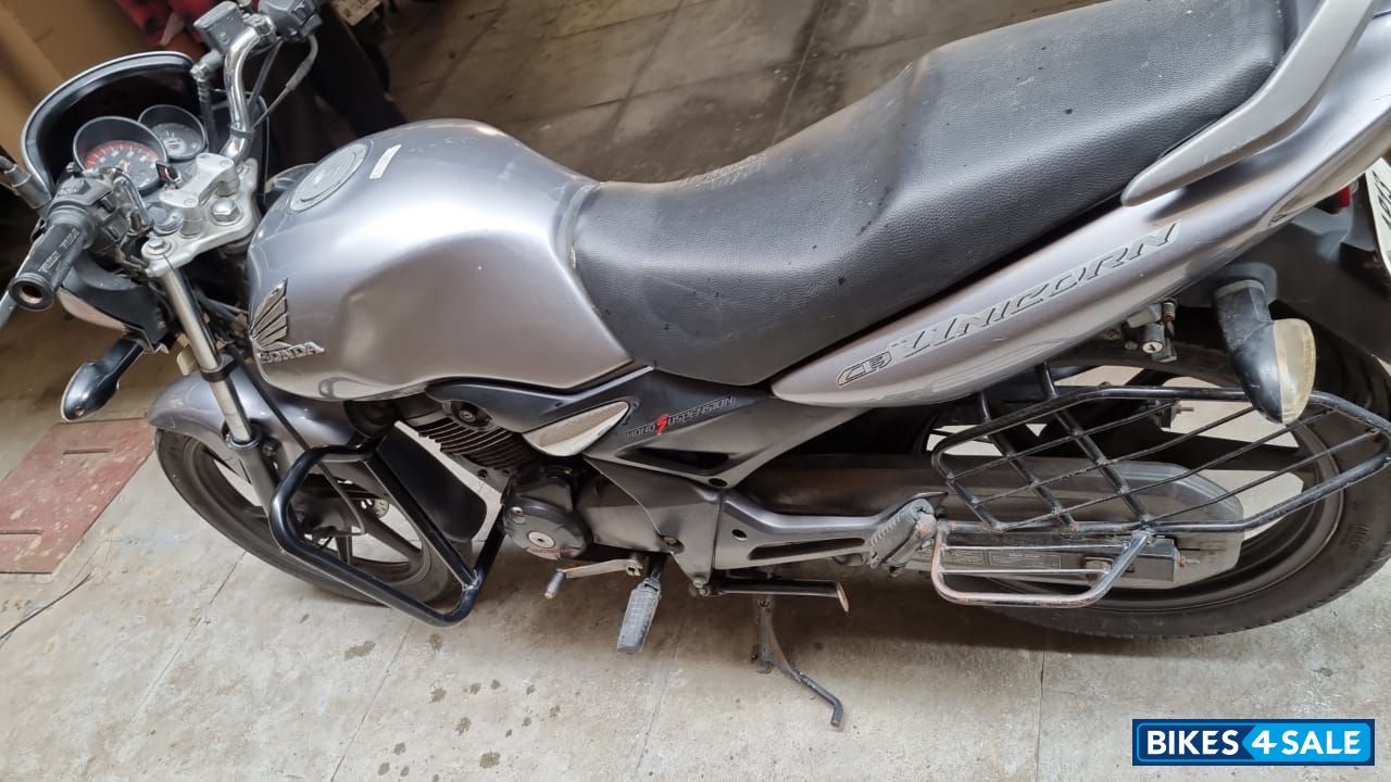 Honda CB Unicorn