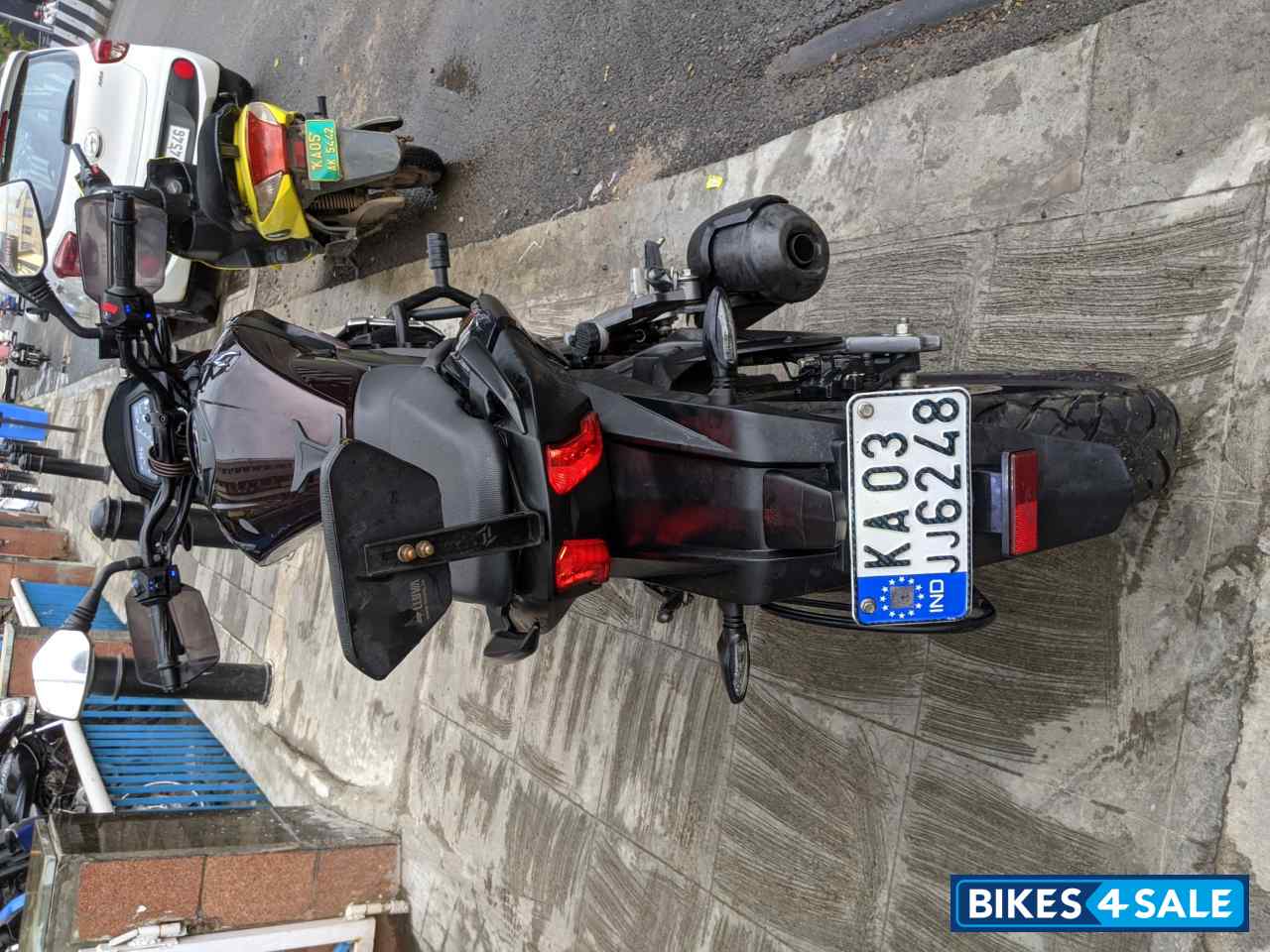 Bajaj Dominar 400 ABS BS6