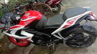 Red Bajaj Pulsar RS 200