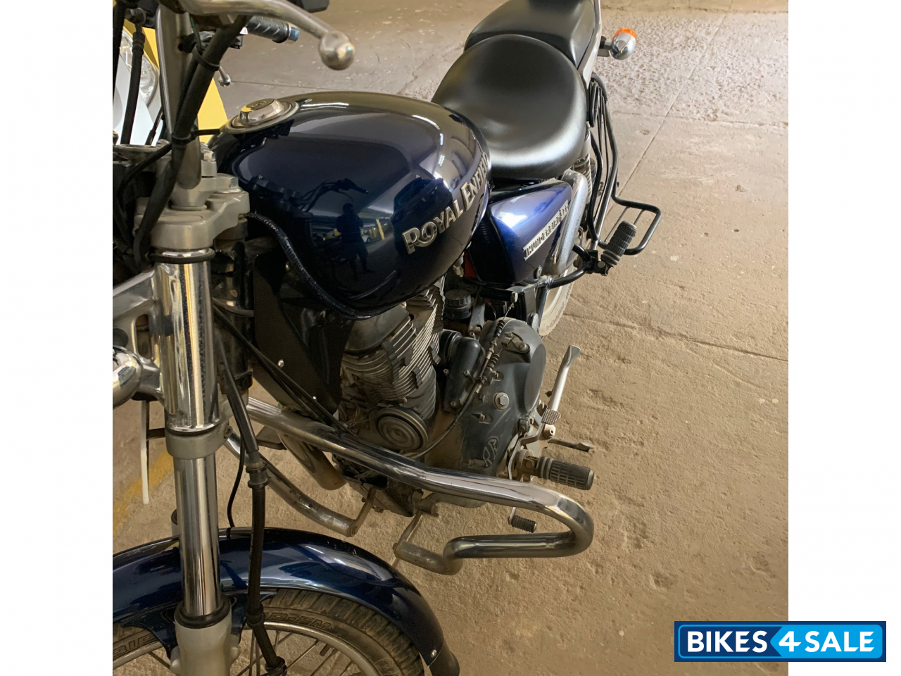 Blue Royal Enfield Thunderbird 350