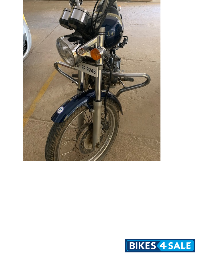 Blue Royal Enfield Thunderbird 350 Blue Royal Enfield Thunderbird 350