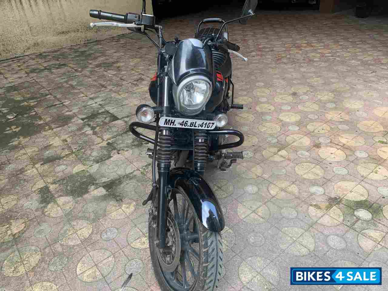 Black Matt Bajaj Avenger Street 220