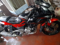 Bajaj Pulsar 220F