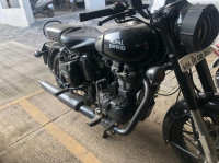 Royal Enfield Classic Stealth Black 2018 Model