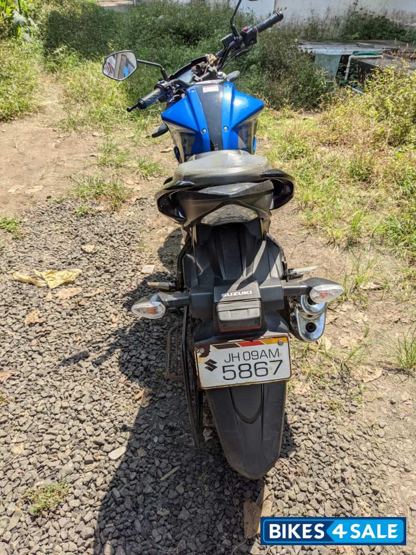 Blue Suzuki Gixxer ABS