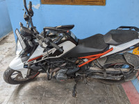 Black And White KTM Duke 250